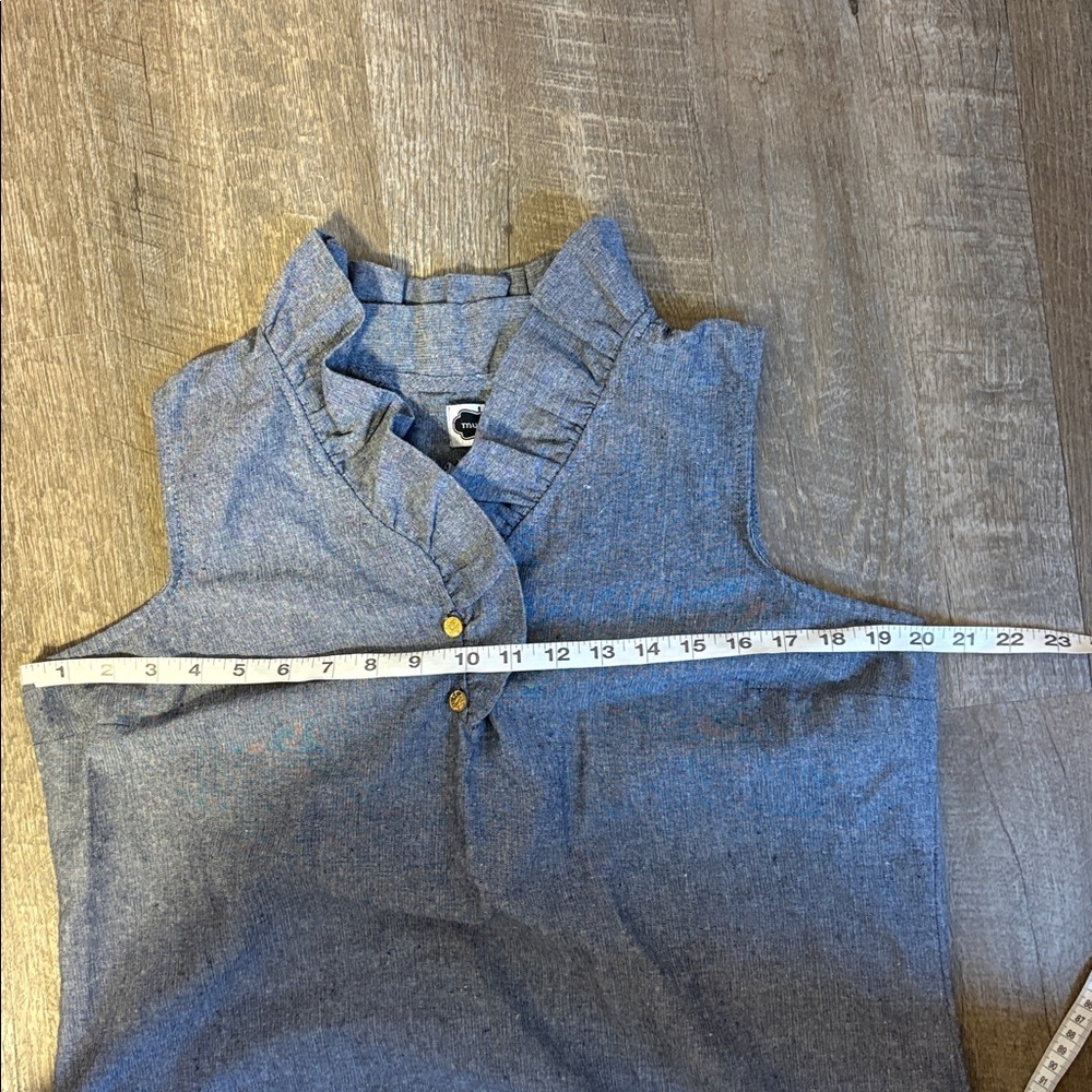 Mud Pie Blue Chambray Sleeveless Ruffle Collar Tunic Top size L (12-14) - Picture 13 of 15